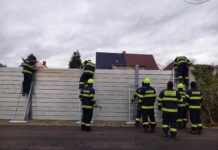 V Křešicích postaví protipovodňovou zeď, Labe se v neděli dostane na třetí stupeň