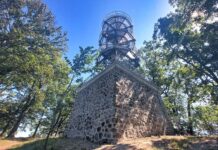 Rozhlednu na Varhošti uzavřela renovace ocelové konstrukce