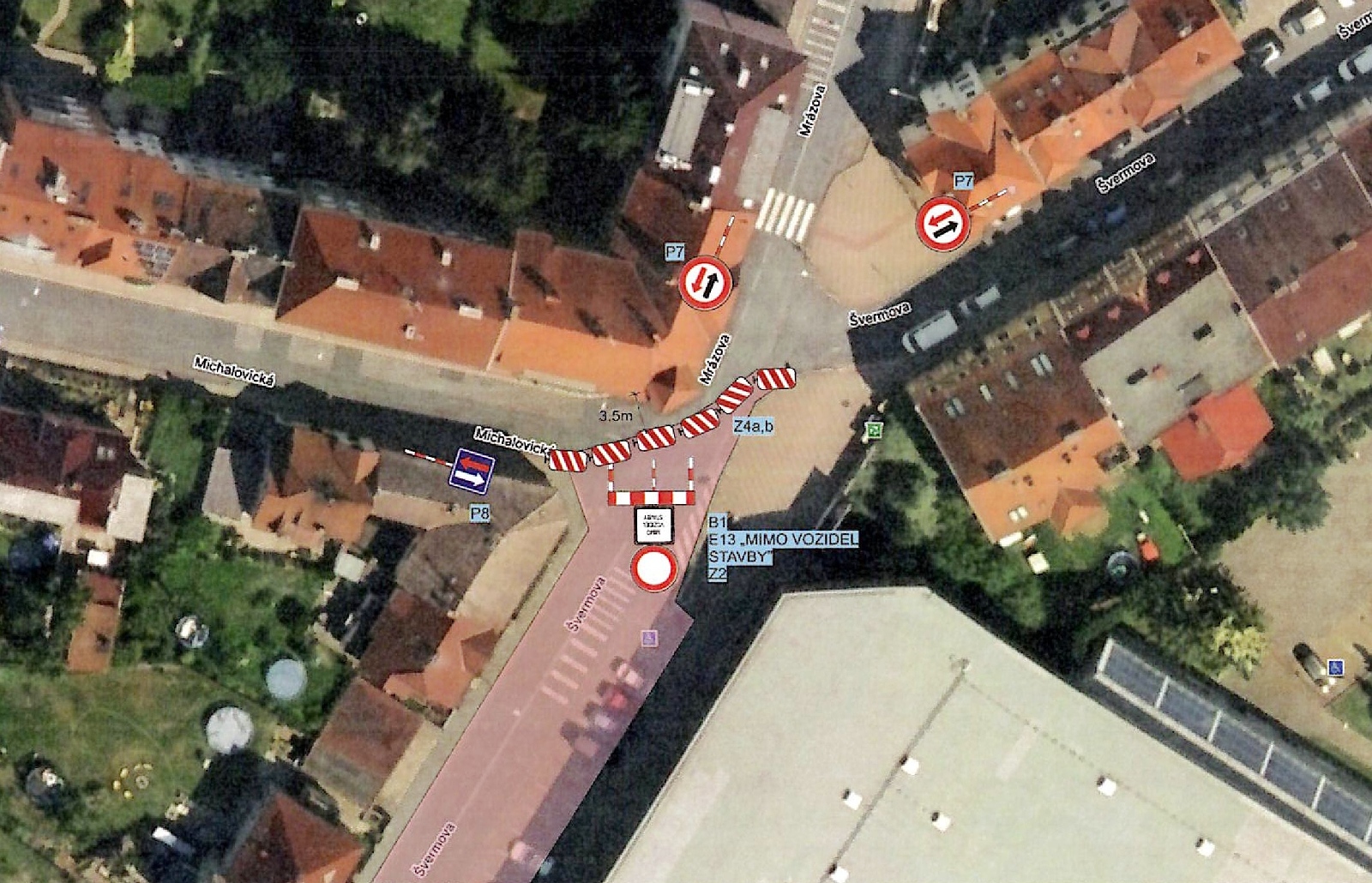 Na křižovatce u zimáku bude provoz veden jedním pruhem