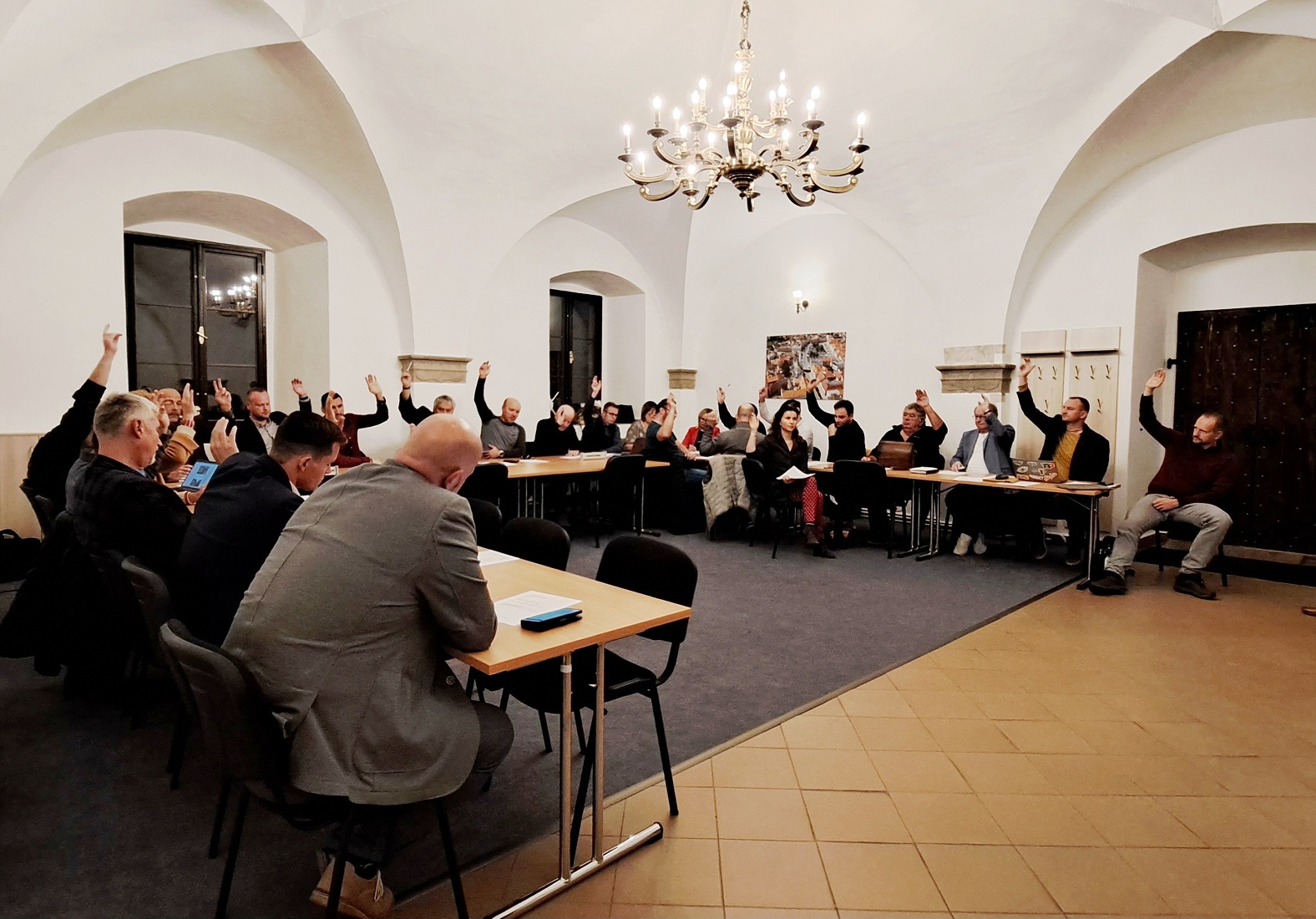 Město pomůže s úhradou škod za zrušenou Zahradu Čech Město pomůže s úhradou škod za zrušenou Zahradu Čech
