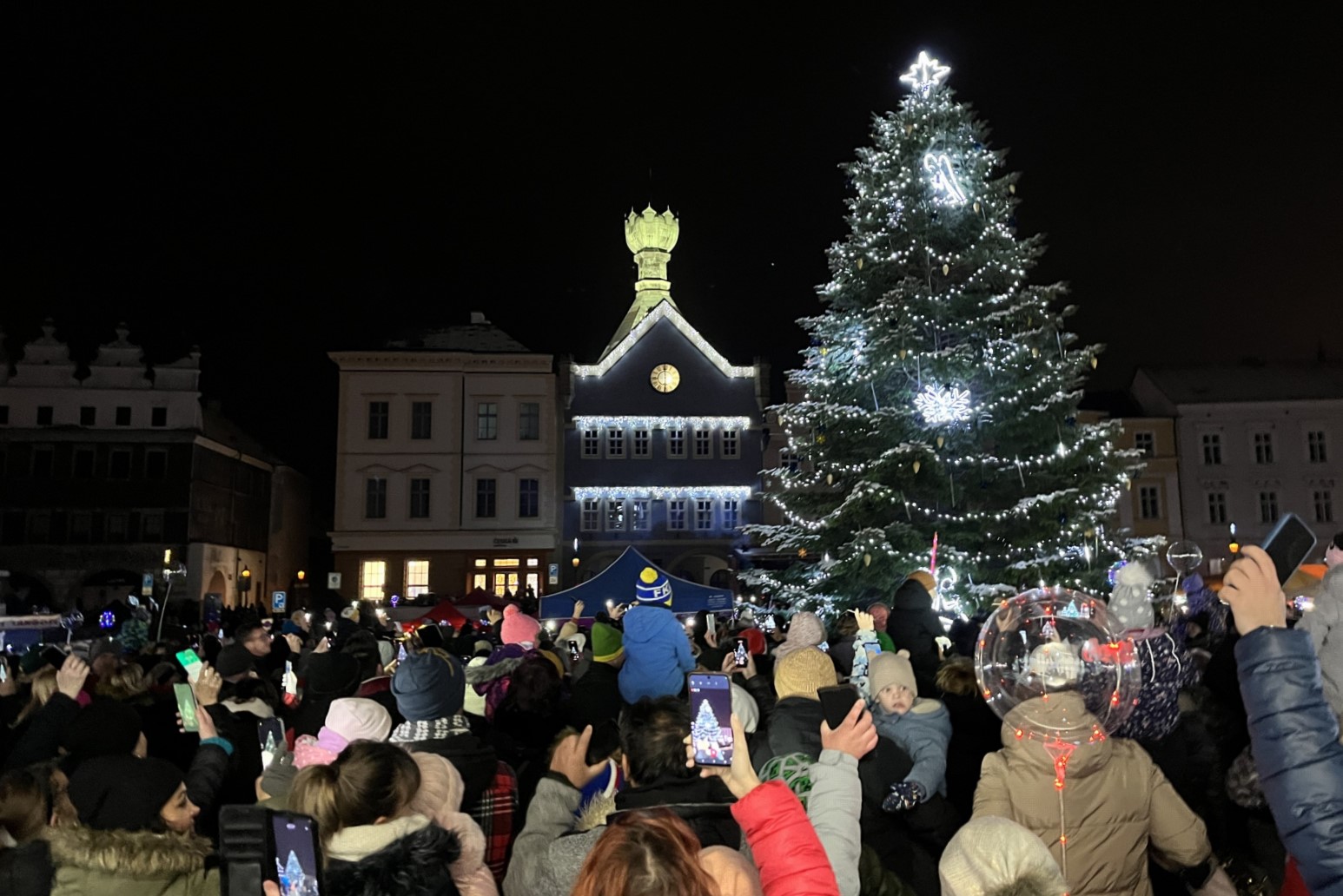 Rozsvícení vánočního stromu se v Litoměřicích neobjede bez dopravních omezení
