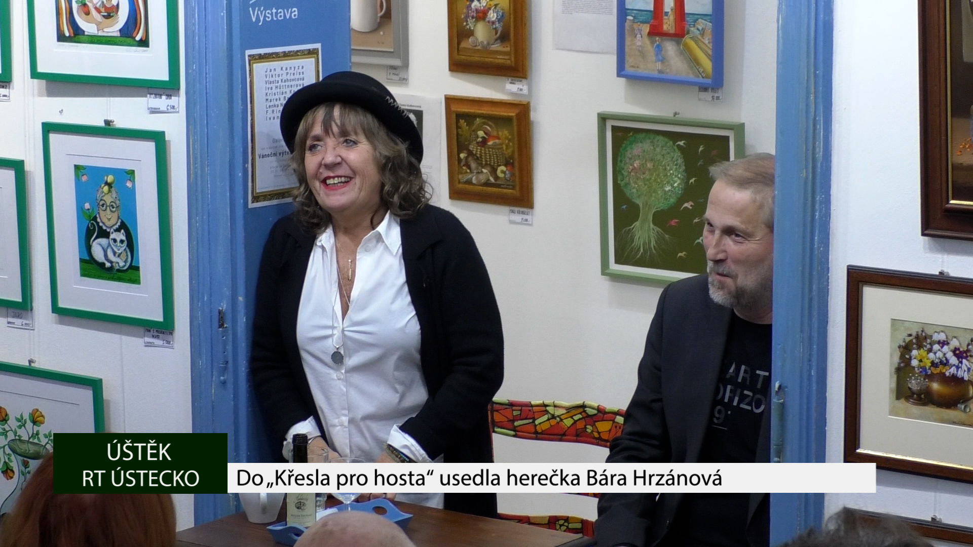 ÚŠTĚK: Do „Křesla pro hosta“ usedla herečka Bára Hrzánová