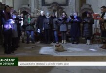 ZAHOŘANY: Zpívání koled obstaral v kostele místní sbor