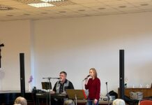 V Domově na Dómském pahorku vystoupili členové kapely Plechovanka