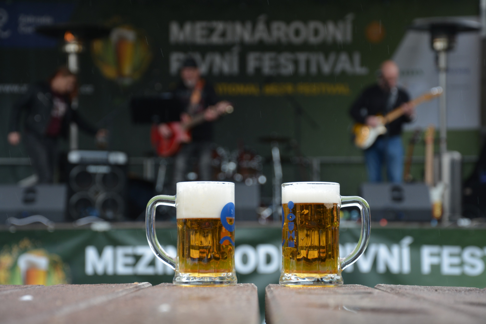 Mezinárodní pivní festival v sobotu vyvrcholí, nabídne pivo ze zhruba dvaceti pivovarů i muziku