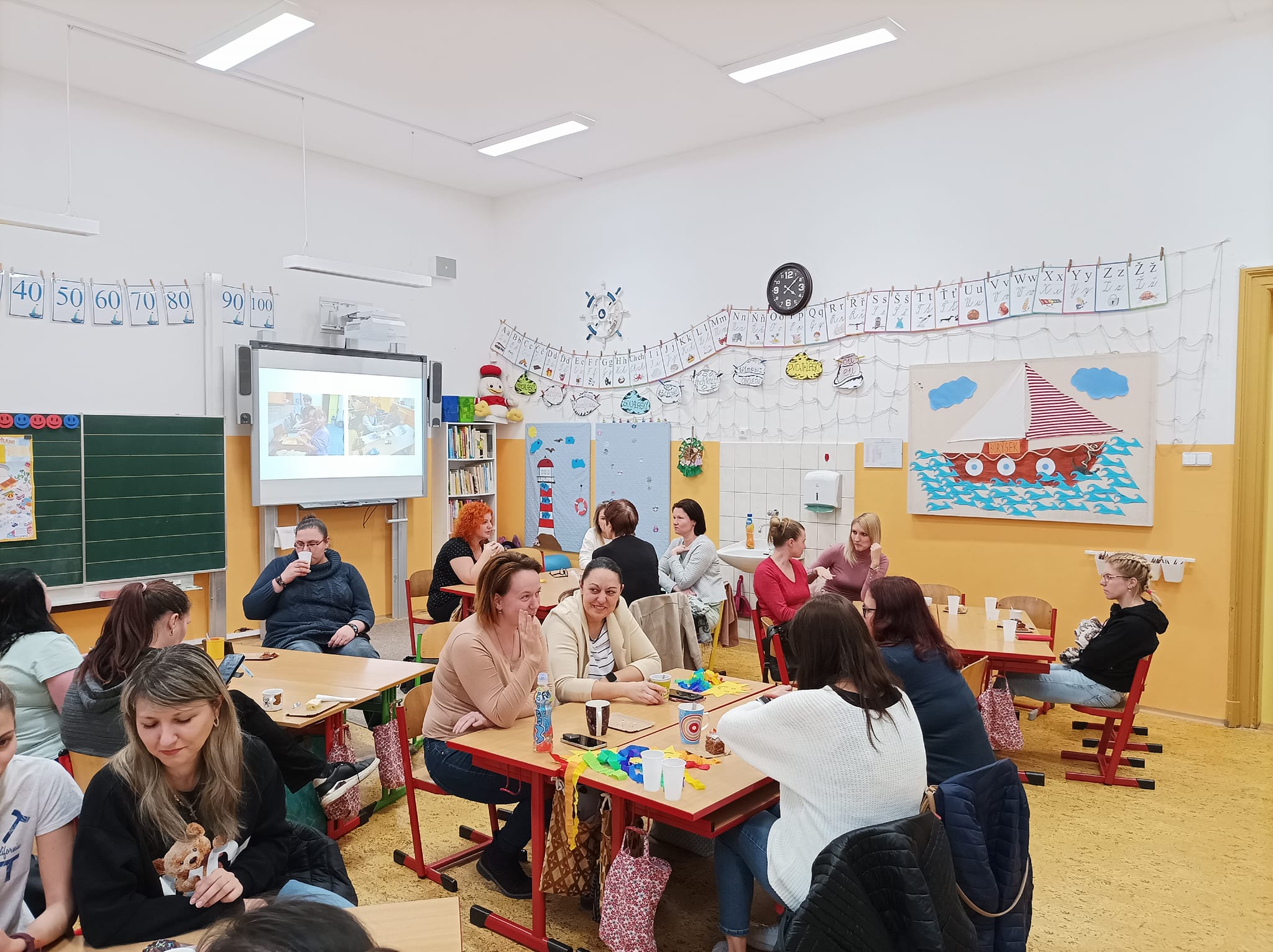 ZŠ Sady Pionýrů v Lovosicích zve rodiče (nejen) budoucích prvňáčků na kafe