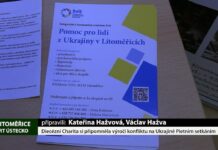 LITOMĚŘICE: Diecézní Charita si připomněla výročí konfliktu na Ukrajině Pietním setkáním