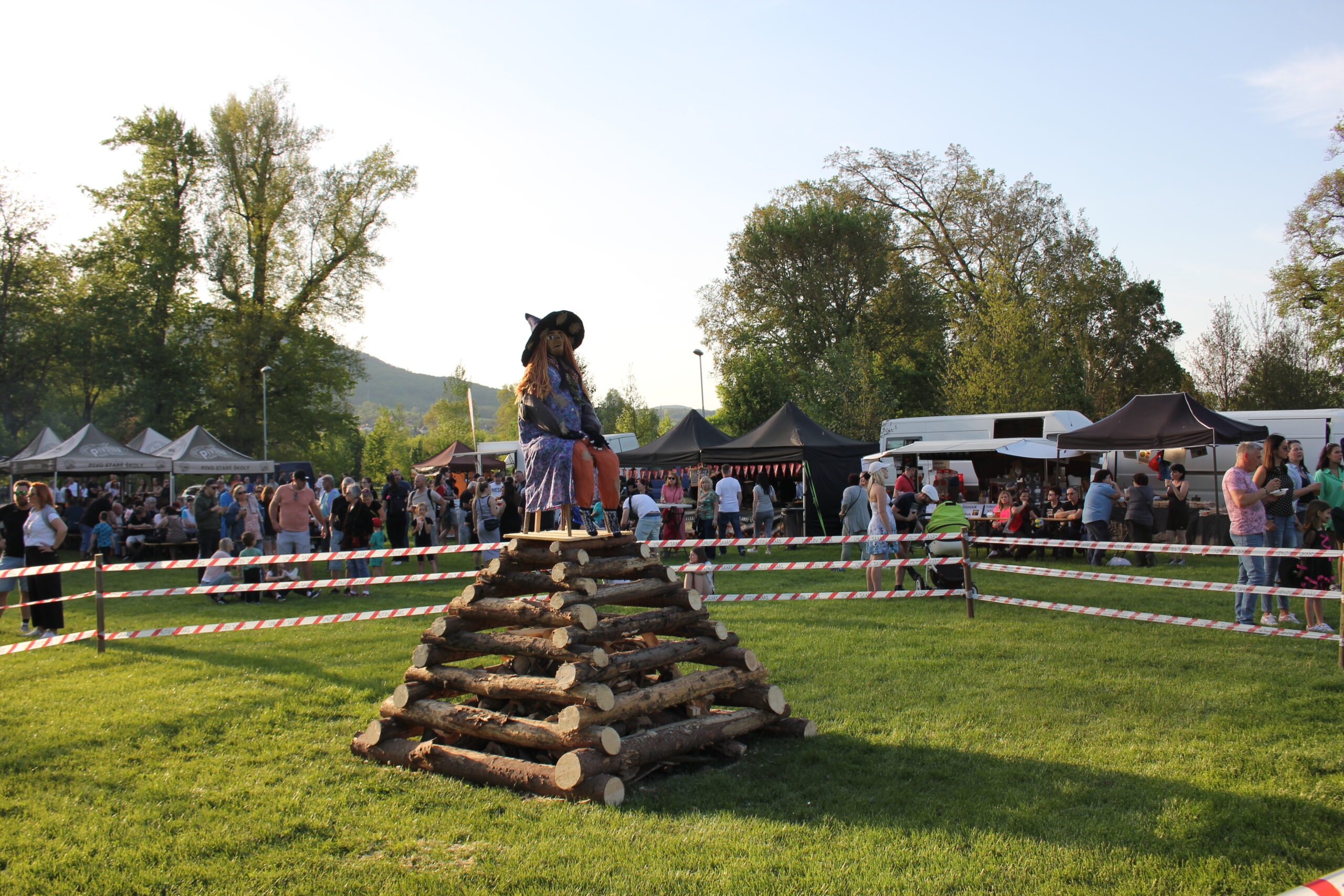 Pálení čarodějnic v Lovosicích bude se spoustou atrakcí po celé odpoledne