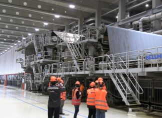 ŠTĚTÍ: Papírny Mondi představily nový stroj. Vyrobí až 200 tisíc tun neběleného papíru