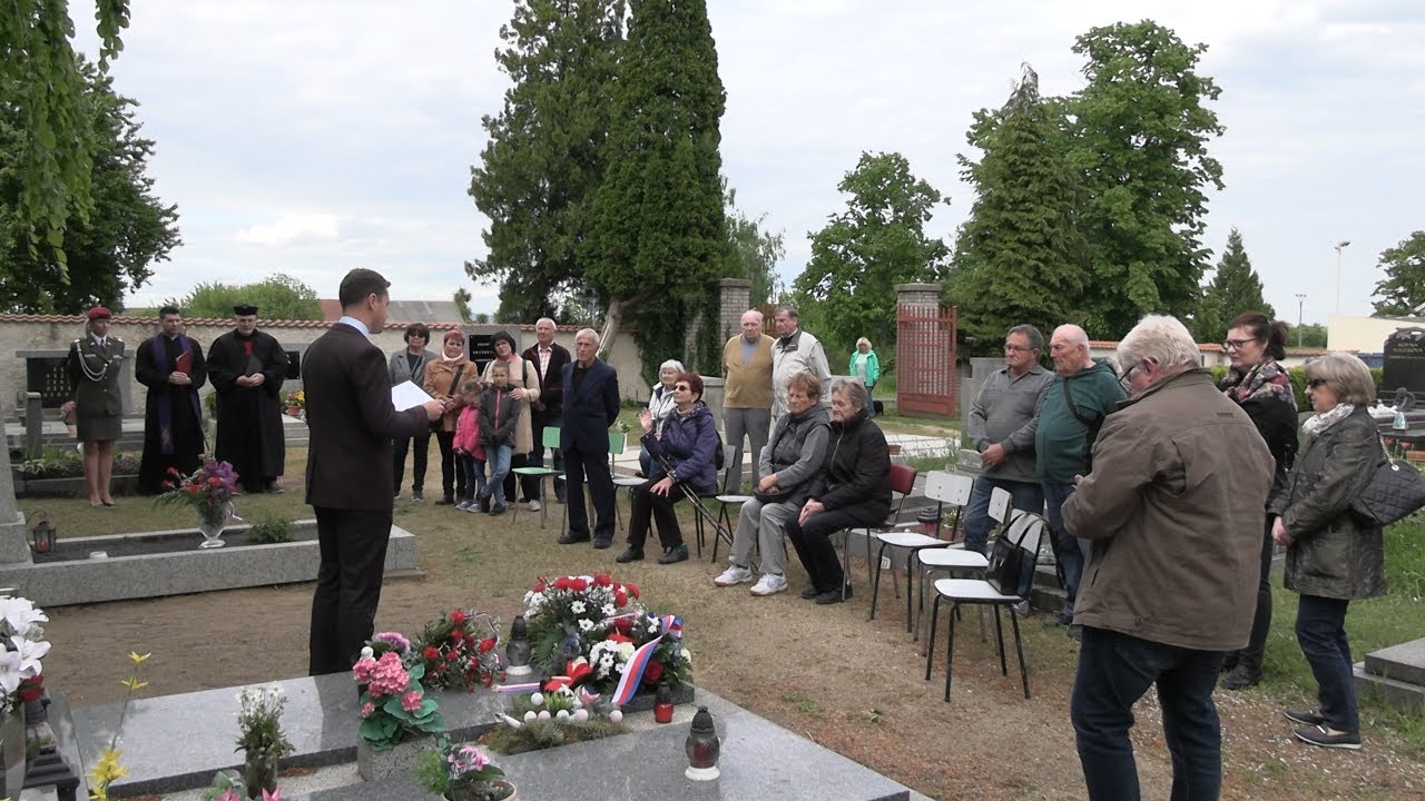 LIBOCHOVICE: Lidé si připomněli 80. výročí ukončení 2. světové války