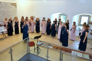 Čtvrtstoletí s Cantikou a s legendou sborového zpěvu