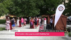 LITOMĚŘICE: Před hradem vůbec poprvé proběhl Bublinky Fest LITOMĚŘICE: Před hradem vůbec poprvé proběhl Bublinky Fest