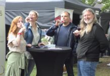 ROUDNICE N. L.: 13. Roudnickému koštu nepřálo počasí, lidé si ho ale užili