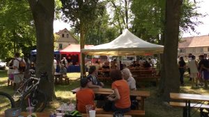 RADOUŇ: Radouňská pouť nabídla výstavu, hudbu, tanec i zábavu pro děti