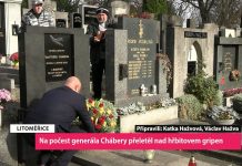 LITOMĚŘICE: Na počest generála Chábery přeletěl nad hřbitovem gripen