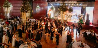 Vánoční ples v Litoměřicích už tuto sobotu: čeká vás elegance, hudba a slavnostní atmosféra