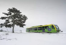 Svátečních jízd Oparenského expresu se zúčastní i Grinch. Ve vlaku bude i svařák zdarma.