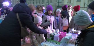 LITOMĚŘICE: Vánoční jarmark ZŠ Boženy Němcové