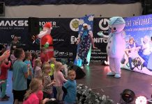 LOVOSICE: Na Vánočním mejdanu s BOGI se děti opět bavily