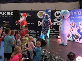 LOVOSICE: Na Vánočním mejdanu s BOGI se děti opět bavily