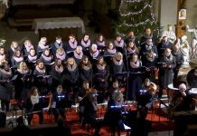 LOVOSICE: Českolipský sbor Evergreen zpíval zaplněnému kostelu sv. Václava