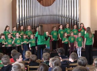 LITOMĚŘICE: Božena zpívala mateřinkám a chystá Den otevřených dveří