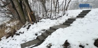 V areálu koupaliště je nově zpevněný přístup do Labe pro otužilce