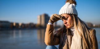 Co nám říká bolest hlavy? Nejčastější spouštěče v zimě a jak je eliminovat