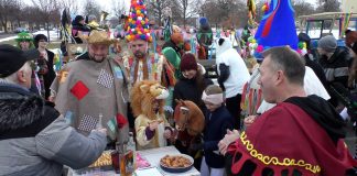 SLATINA: Klíče od obce ve Slatině převzala masopustní basa