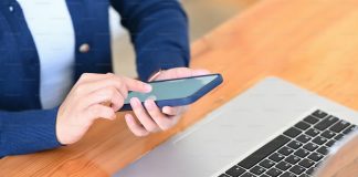 Rodinná zrada na Litoměřicku: Příbuzný zneužil důvěru a pokusil se o úvěry za téměř milion