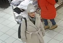 Poznáváte ženu na fotografii? Policisté žádají o pomoc veřejnost…