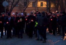 TEREZÍN: Oběti holocaustu už potřetí připomněl Průvod světel