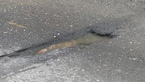 LITOMĚŘICE: Město bude i v tomto roce opravovat komunikace, chodníky a hřiště