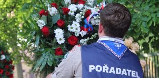 Terezínská tryzna hledá pomocné ruce: Staňte se dobrovolníkem u akce mezinárodního významu