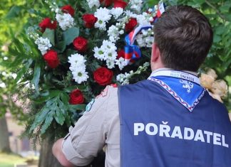 Terezínská tryzna hledá pomocné ruce: Staňte se dobrovolníkem u akce mezinárodního významu