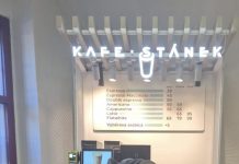 V Terezíně mají nově samoobslužný stánek na kávu