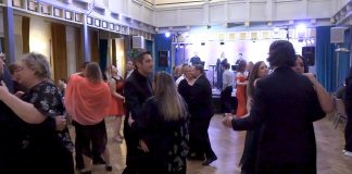 LOVOSICE: Šestý ples ZŠ Sady Pionýrů s řadou novinek a bohatou tombolou