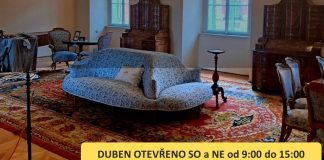 Zámek Libochovice vítá „ztraceného syna“: Po desítkách let se vrátila unikátní sedací souprava