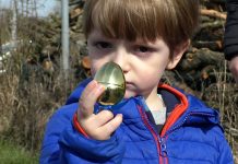 ZAHOŘANY: V Zahořanech zaplnily areál stovky vajíček