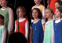 LITOMĚŘICE: Koncertem oslavila ZŠ B. Němcové v Litoměřicích 120 let své existence