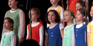 LITOMĚŘICE: Koncertem oslavila ZŠ B. Němcové v Litoměřicích 120 let své existence