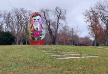 Kontroverzní návrh „bábušky“ v Jiráskových sadech. Lidé se bojí trojského koně