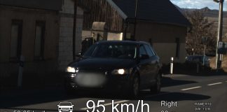 Klapým se řítila skoro stovkou: Mladá řidička v Audi přišla o průkaz na místě