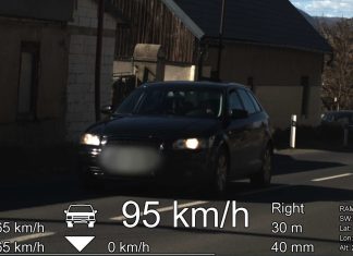 Klapým se řítila skoro stovkou: Mladá řidička v Audi přišla o průkaz na místě