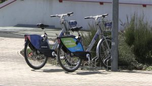 LOVOSICE: Také letos jsou lidem k dispozici sdílená kola LOVOSICE: Také letos jsou lidem k dispozici sdílená kola