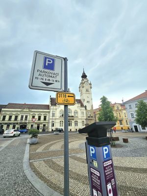 V centru Lovosic bude možné od června parkovat 30 minut ZDARMA V centru Lovosic bude možné od června parkovat 30 minut ZDARMA