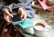 Láska z internetu ho přišla na milion. Důvěřivý muž naletěl dvěma podvodníkům z Teplicka
