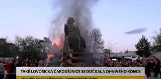 LOVOSICE: Pálení čarodějnic na Osmičce nepřekazila ani rekonstrukce pódia