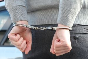 V Lovosicích se vloupal do skladu svého šéfa. K činu se přiznal, hrozí mu vězení V Lovosicích se vloupal do skladu svého šéfa. K činu se přiznal, hrozí mu vězení