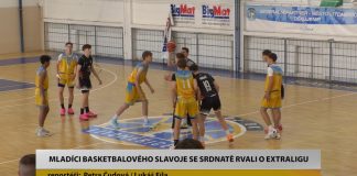 LITOMĚŘICE: Mladíci basketbalového Slavoje se srdnatě rvali o extraligu